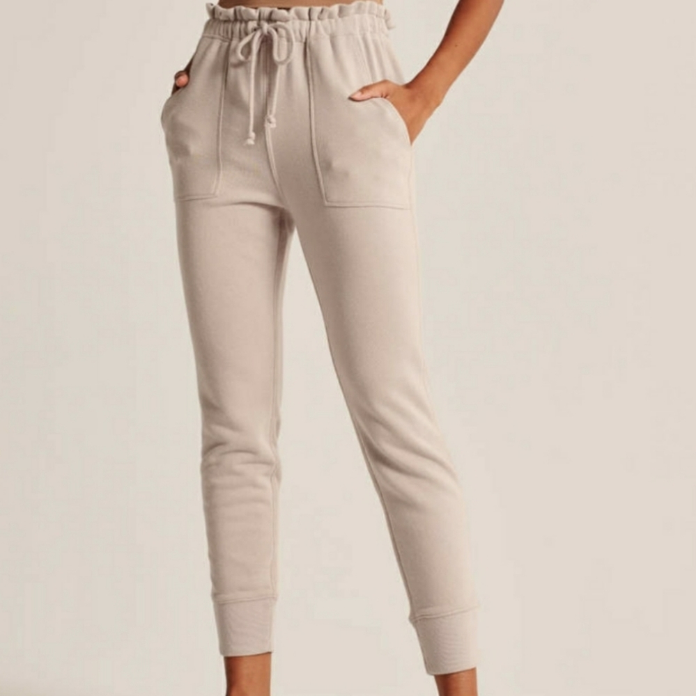 A&F Cloud Jogger